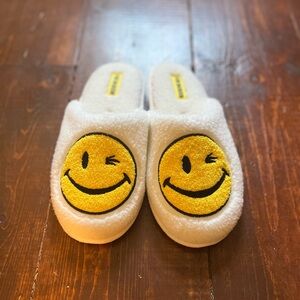 Joe Boxer set- beanie and slippers. NWOT. Never worn